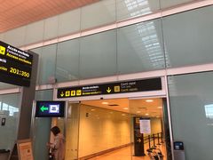 -巴塞罗那约瑟·塔拉德利亚斯-埃尔·普拉特机场