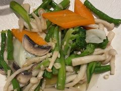-美奈小馆·越南料理(中航城君尚购物中心店)