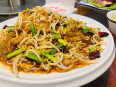 笨豆芽炒粉-吉顺坑烤
