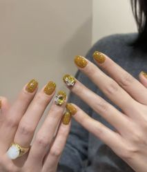 -U3美甲美睫沙龙