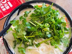 -肥汁米蘭香港米线(定西路店)