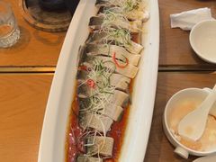 清蒸海鲜汁翘嘴大白鱼-花舍·新派粤菜·西餐·下午茶(亚运村·鸟巢店)