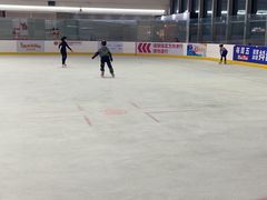 -冠军冰场CHAMPION RINK(凯德广场店)