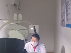 -上海大学附属上海和平眼科医院