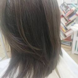 -首脑美发沙龙