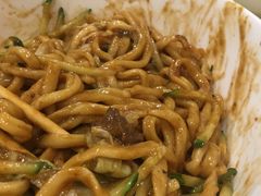 -黑八私房老北京炸酱面