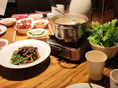 -爱碗亭·鲜炒湖南菜(壹城中心店)