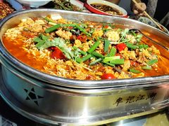 -牟记江湖重庆地标特色菜鱼蛋海鲜羊蝎子(巴南区黑金冠十多年好店)