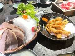 -湊湊火锅·茶憩(新中关购物中心店)
