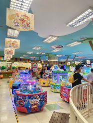 -莫莉幻想儿童乐园(武汉经开永旺店)