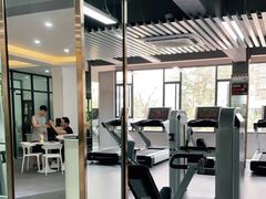 -耀恒健身(南浦地铁店)