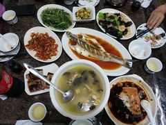 -唔呶喔哩酒家(生产街店)
