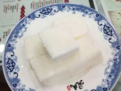 牛奶椰蓉方砖-黄氏糖水铺(琵琶东路店)