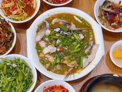 -独一佳老胡湘菜馆(高新店)