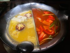 台式麻辣锅-湊湊火锅·茶憩(杭州湖滨银泰in77店)