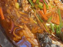 -鸣记脆皮烤鱼·海鲜烤鱼(三八广场店)