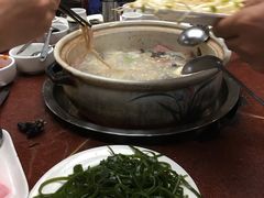 -东巴谷野生菌火锅餐厅