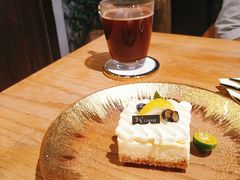 酸奶芝士蛋糕-25#COFFEE(古地石店)