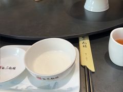 -海荣锅贴馆(白桦林居店)