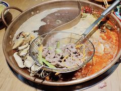 -洱火云南酸菜牛肉火锅(石景山当代商城店)