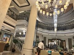 -浅深(世茂滨江精品店)