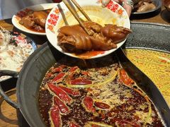 -萍姐火锅·公路夜市(武汉首店)