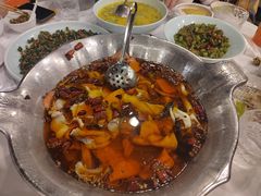 -沸腾鱼乡(知春路分店)