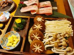 菌菇拼盘-本寻烧肉酒场(双井店)