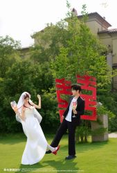 -青禾蒙娜丽莎婚纱摄影(武汉总店)