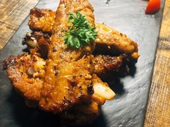 烤肋排-HIGH FIVE哈福手工汉堡(桂林路店)