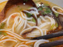 -百春原湖南牛肉粉(百联世纪店)