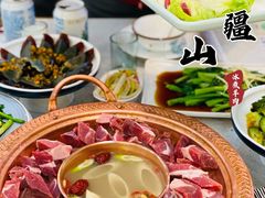 -品疆山新疆特色主题餐厅