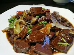 -老牌坊鲁菜名店(美莲广场店)
