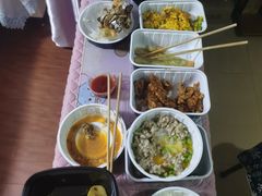 馋嘴香锅牛蛙-佬肥猫(国华广场店)
