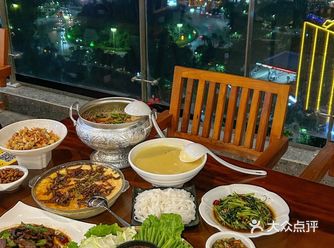 今天我们来打卡了一家版纳本地菜，属于思茅菜餐厅