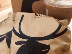 -瑞幸咖啡(新生活广场紫金山路店)