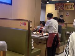 -海底捞火锅(宝龙广场夜宵主题店)