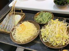 -卤校长老火锅(杨家坪直营店)