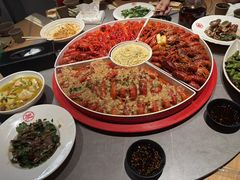 -肥肥虾庄·金牌油焖大虾(汉口城市广场店)