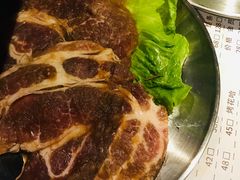 韩式腌王猪排-·缸桶屋·韩式牛肋条自助烤肉(西湖D11店)