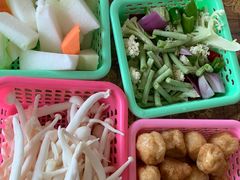 -逢缘柴火农家乐(连南店)