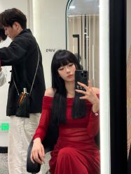 -SWANK SALON