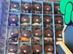 -LINE FRIENDS Garosu-gil Flagship Store