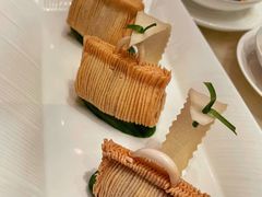 河虾肉松手袋酥-8餐厅(新葡京酒店)