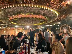 点击看大图 -花嫁丽舍婚礼殿堂(世博江景店)