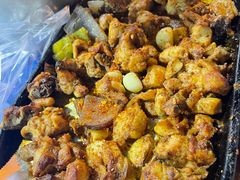 -老东镇啤酒屋海鲜加工·蒸汽海鲜·海鲜烧烤(台东店)