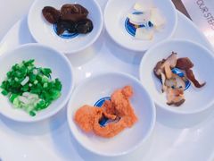 -桥香园正宗过桥米线(机场五店)