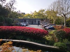 -西湖华北饭店-停车场