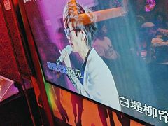 -路边边地标烧烤·川菜·小龙虾·音乐酒馆(良乡长虹店)