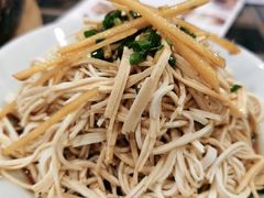 -绿色吴家粥铺(东关街店)